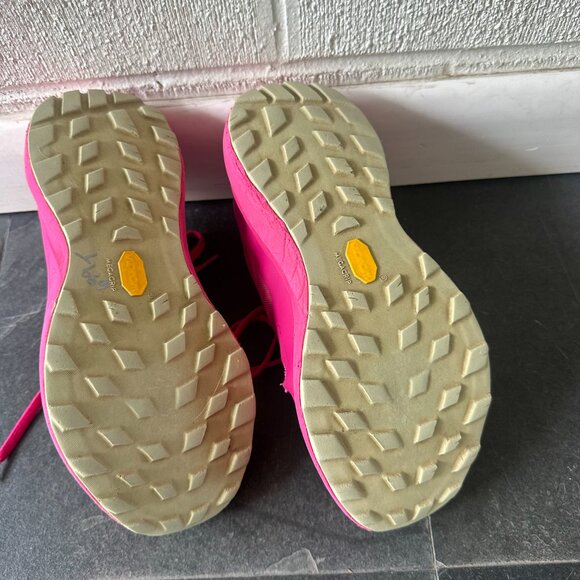 Arc'Teryx Pink Sneakers, 7.5 - Picture 9 of 15